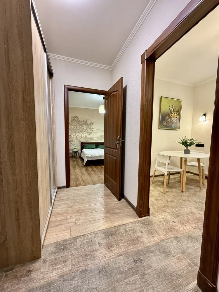 No commission. One-bedroom apartment with renovation, Central Park