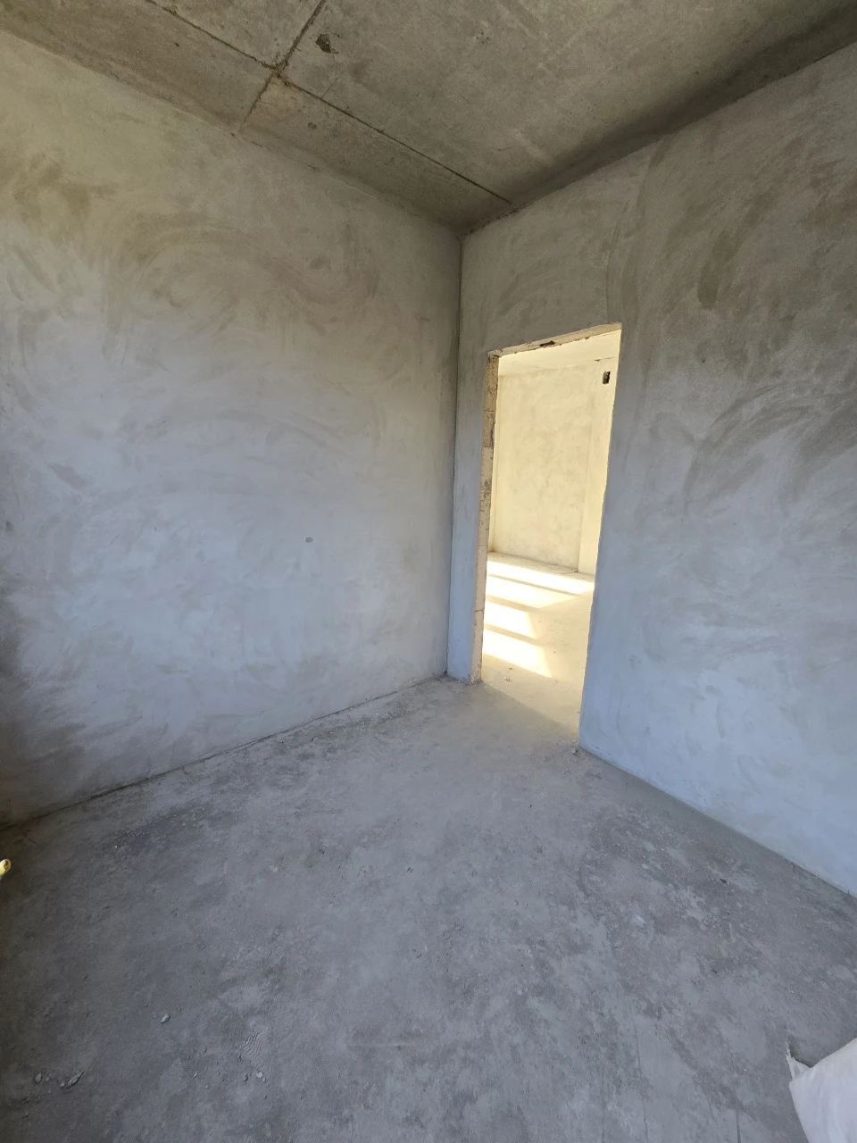 Lowest price for a 2-room apartment, with documents
