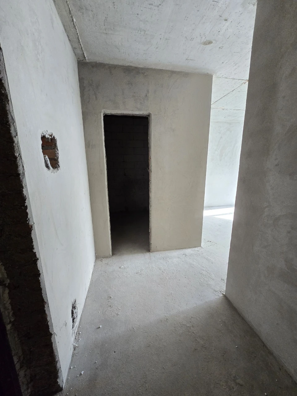 Lowest price for a 2-room apartment, with documents