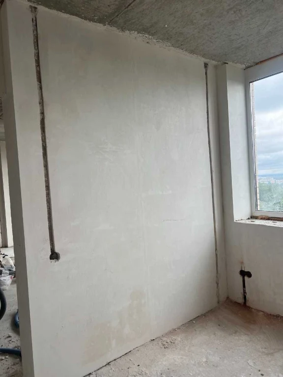 Exclusive Penthouse with Terrace. In Remnant. 2 Years Lease