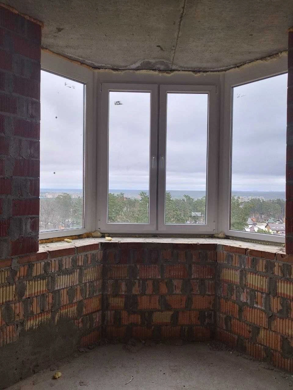 Exclusive Penthouse with Terrace. In Remnant. 2 Years Lease