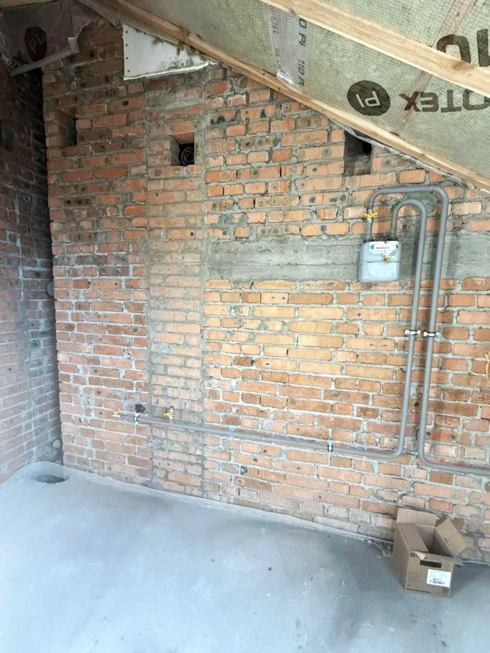 For Sale: Gas-heated 2-room apartment 45m2 with DOCUMENTS in the center