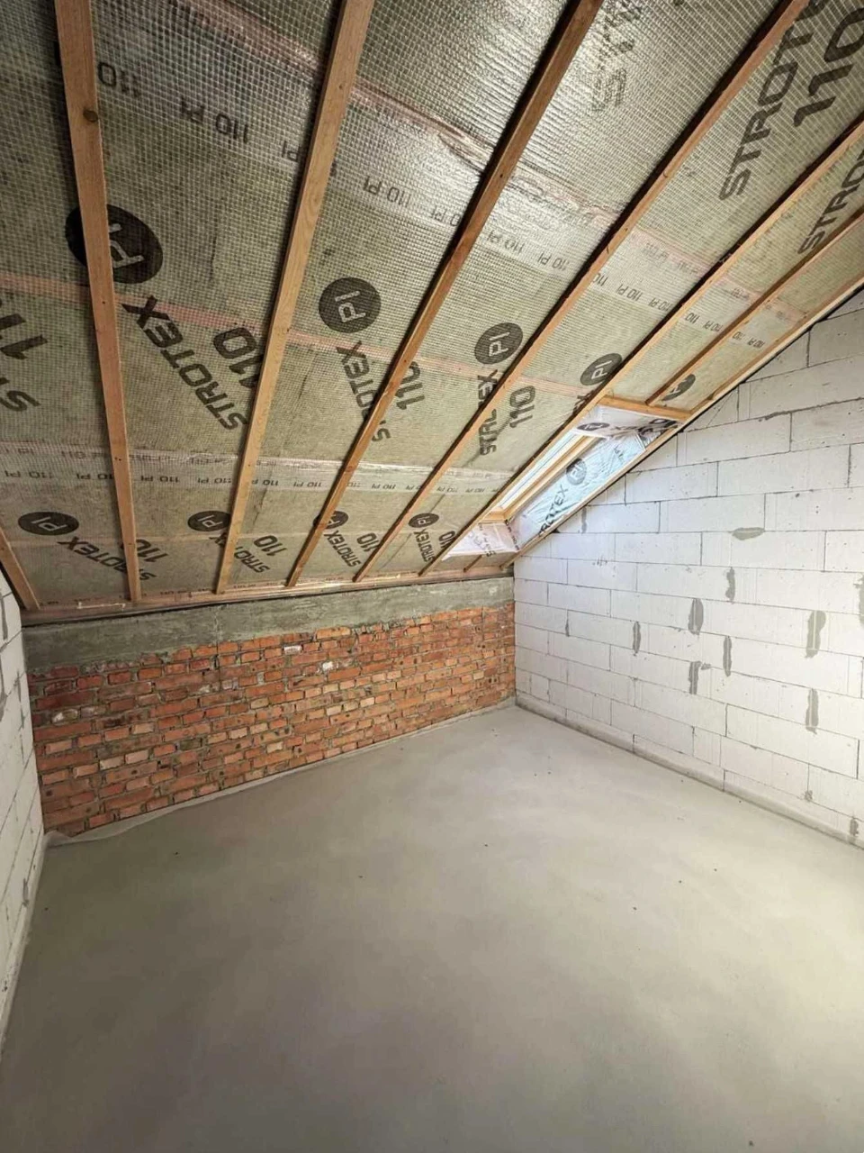 For Sale: Gas-heated 2-room apartment 45m2 with DOCUMENTS in the center