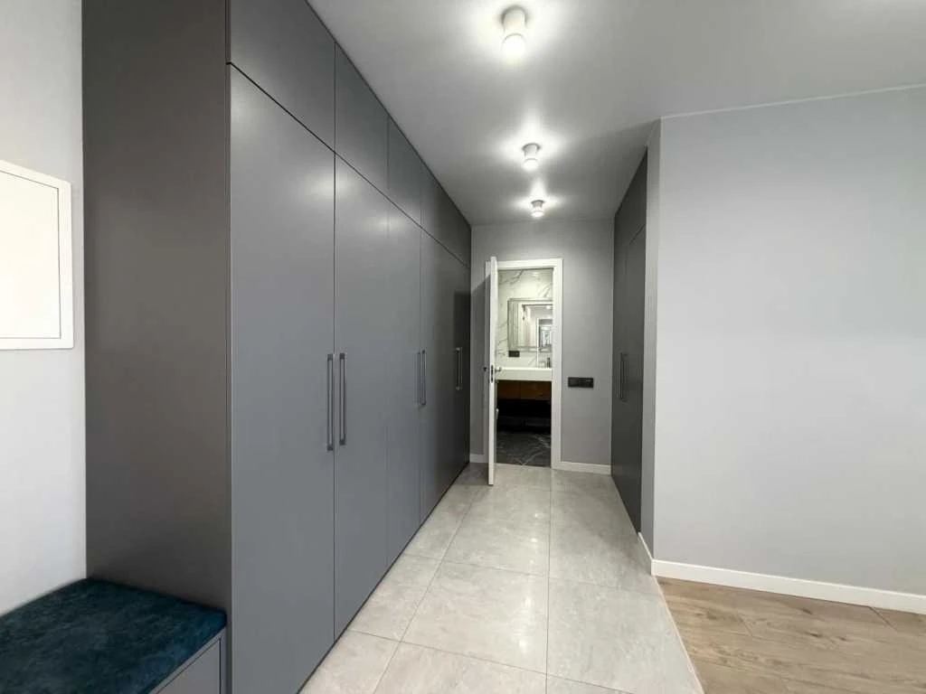 1-room apartment for sale 52.6 m², Mykhayla Maksymovycha st.
