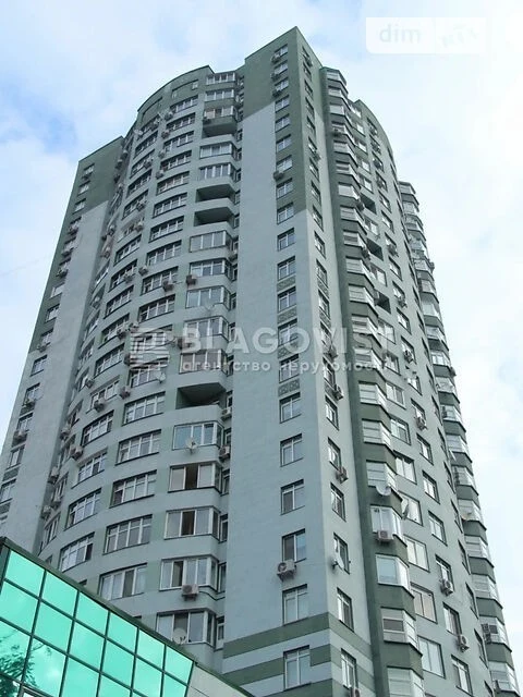 For sale 3-room apartment 121 sq. m. on Lvivska Street 22 • ID 34740