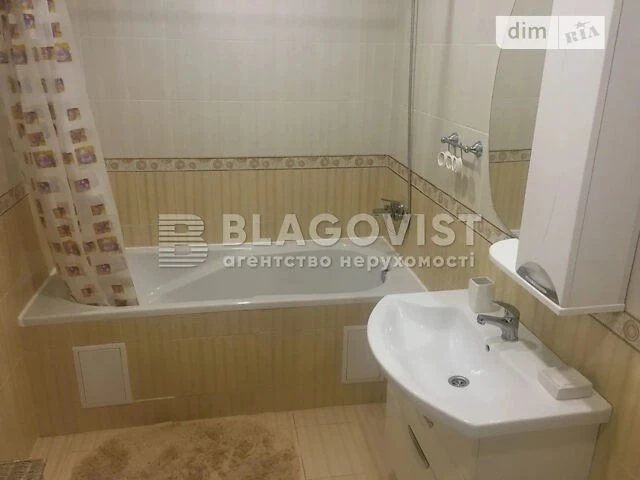 For sale 3-room apartment 121 sq. m. on Lvivska Street 22 • ID 34740