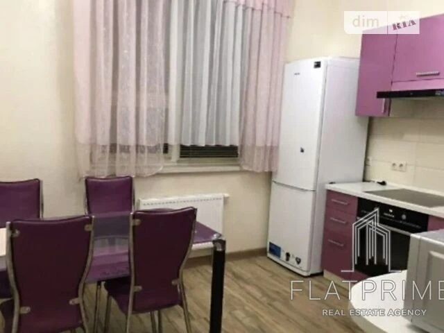 Продаж 1к квартири 46 кв. м на вул. Юлії Здановської 50/2 •