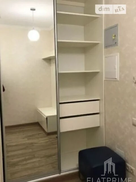 Продаж 1к квартири 46 кв. м на вул. Юлії Здановської 50/2 •