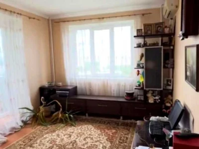 Apartment. Kharkiv, Peremohy Avenue.