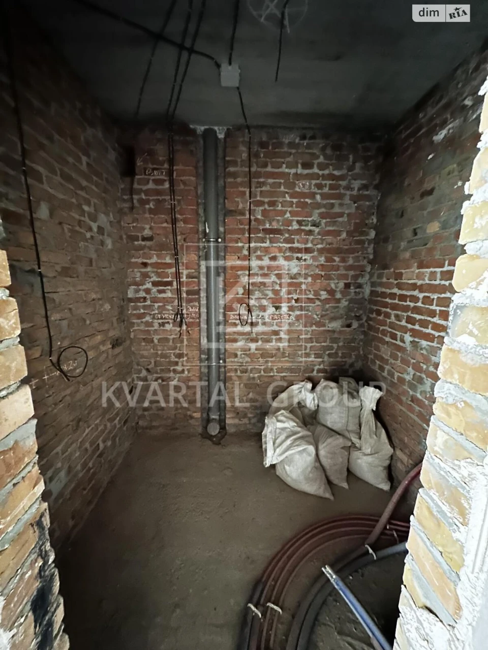 Продається квартира