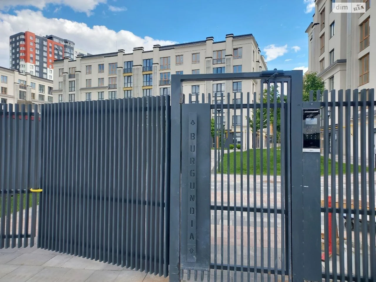 Продаж Квартира