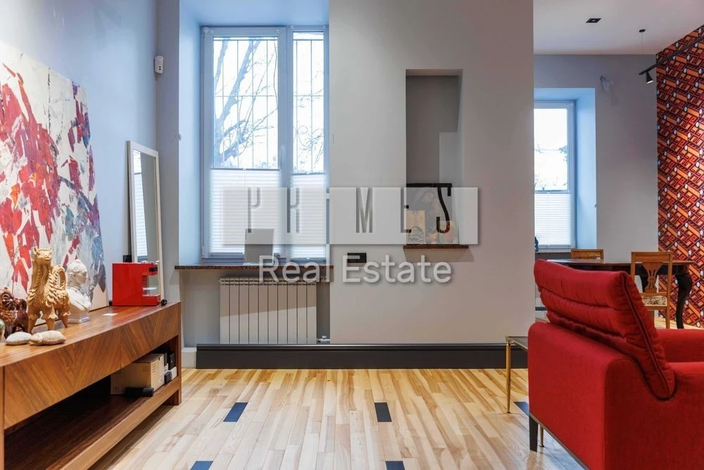 Two apartments for sale, 7/6 Striletska St., Center