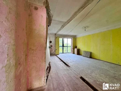 Квартира. Івано-Франківськ, Привокзальна пл.