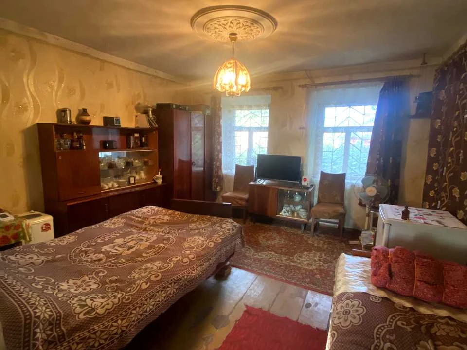 Будинок. Полтава, Полузірський