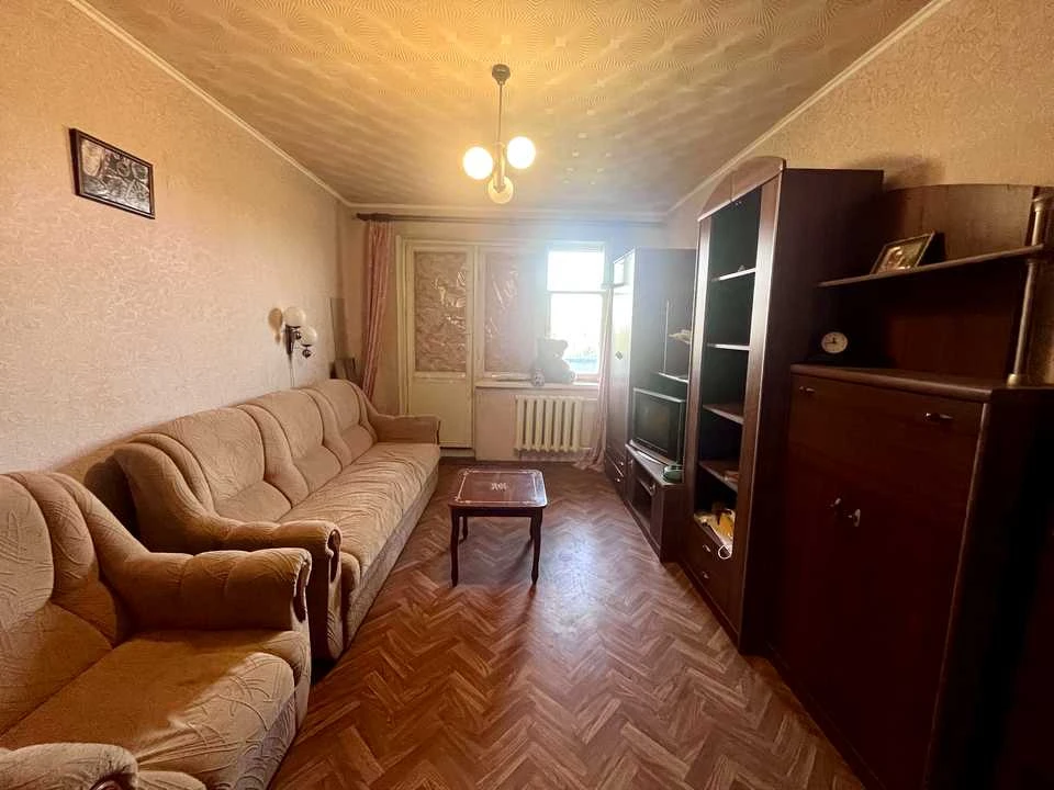 Apartment. Kharkiv, Svitla St.