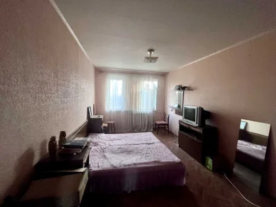 Apartment. Kharkiv, Svitla St.