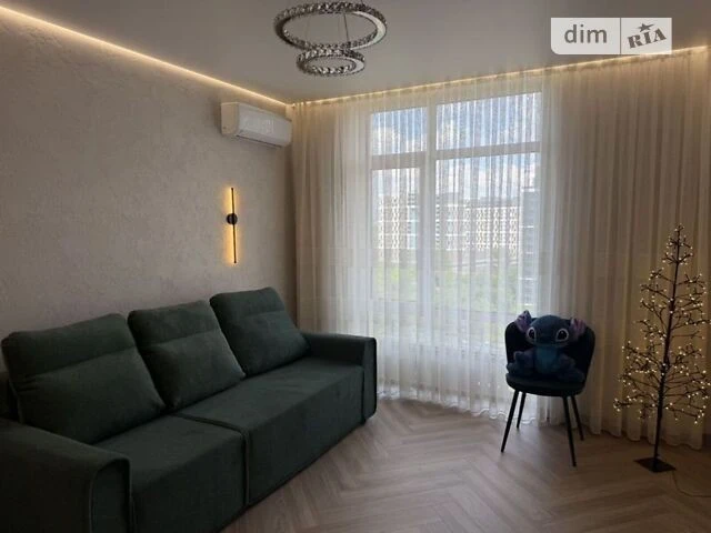 Sale of 1-room apartment 40 sq. m. on Akademika Zabolotnogo St. 14