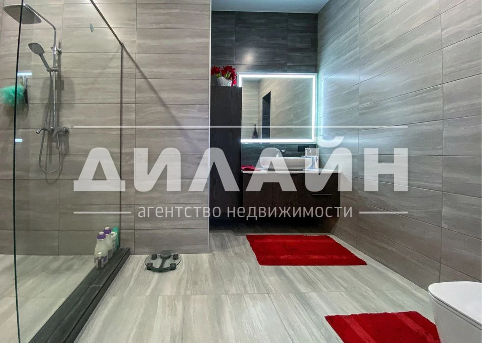 Новый дом 2021 года на Правом, 262 м², 4 спальни