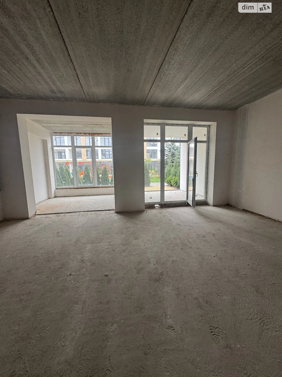 Apartment for Sale in Romanivka