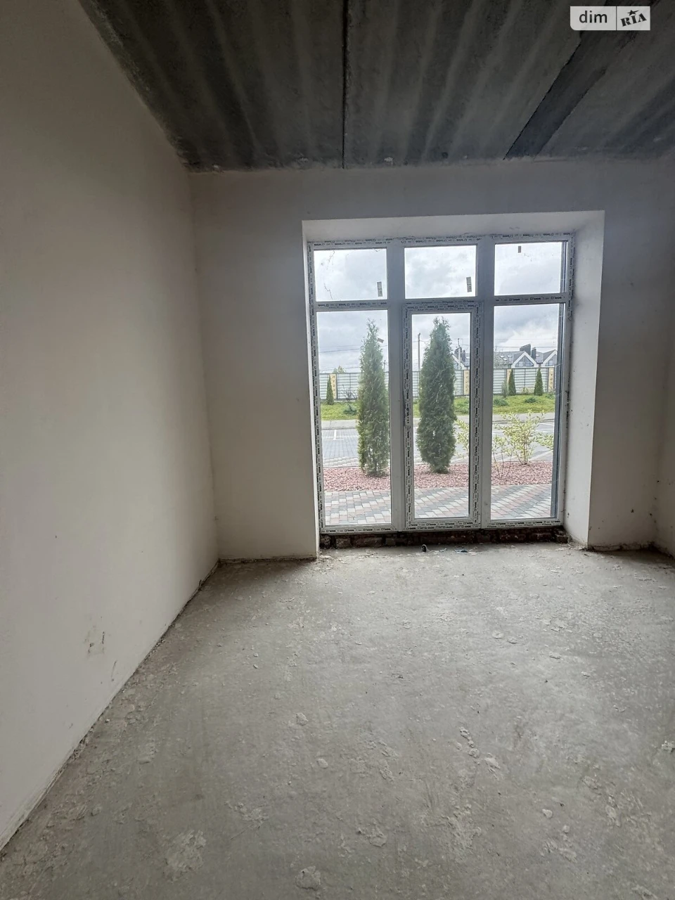 Apartment for Sale in Romanivka