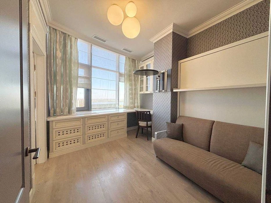 Three bedrooms! Generator! Residential complex Slavia. Apartment for sale in Dnipro.