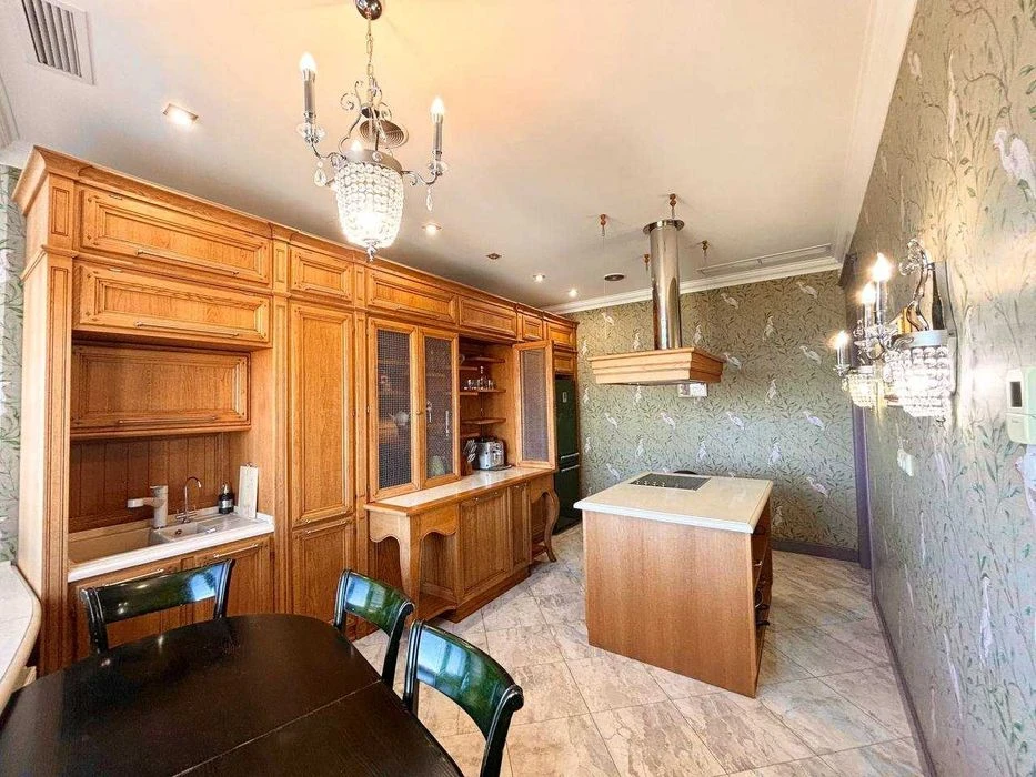 Three bedrooms! Generator! Residential complex Slavia. Apartment for sale in Dnipro.