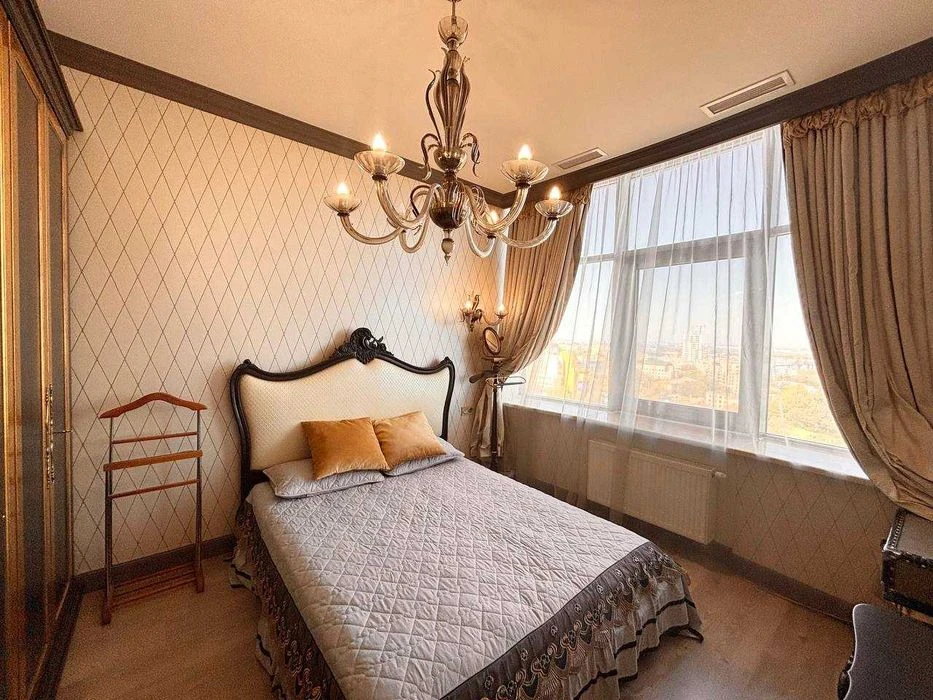 Three bedrooms! Generator! Residential complex Slavia. Apartment for sale in Dnipro.