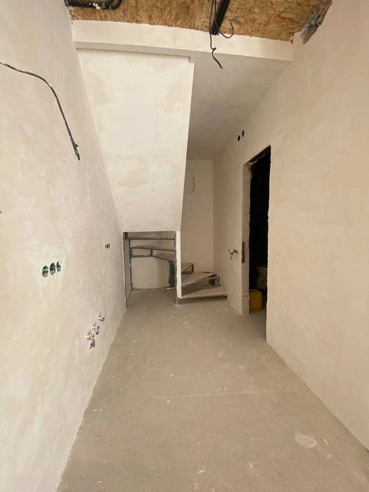 Duplex near Malinovsky Market | 54 m², renovated, 2 acres
