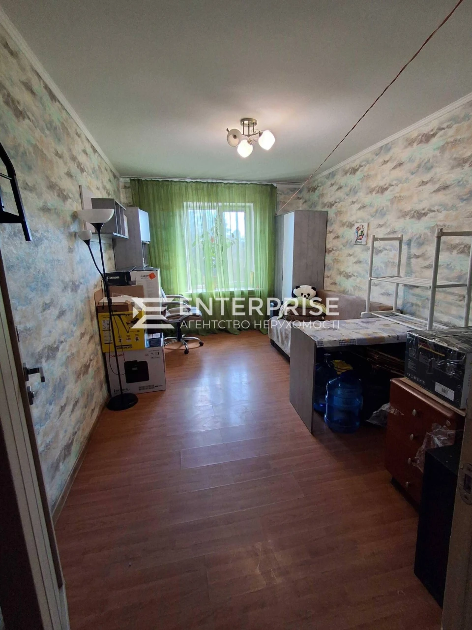 Продажа квартиры, ул. Ефремова, рядом метро Академгородок