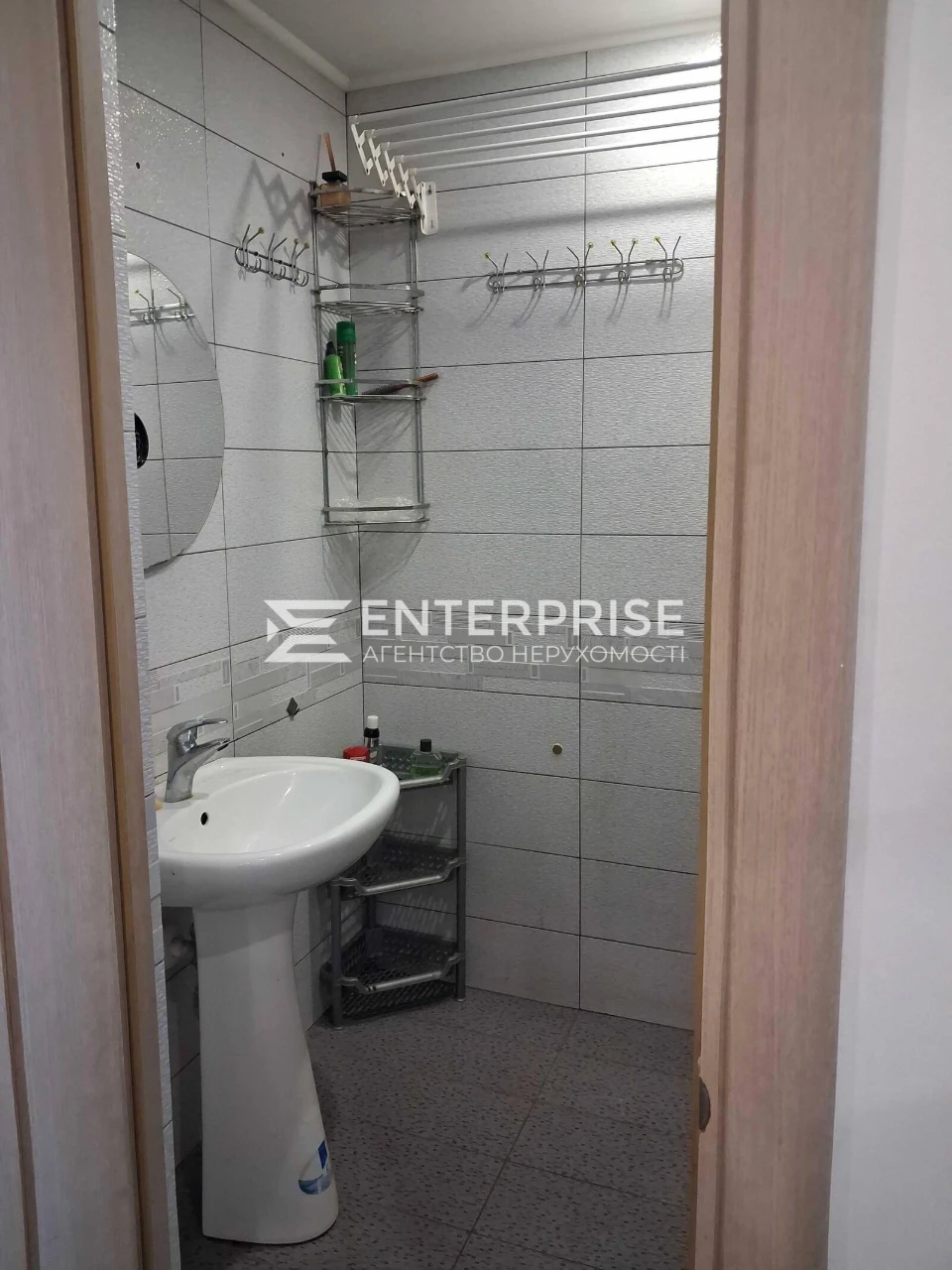 Продажа квартиры, ул. Ефремова, рядом метро Академгородок
