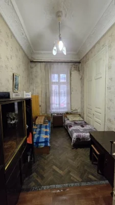 Центр. Продам 3-х комнатную квартиру 53 кв.м, 1 этаж, АГВ/Г