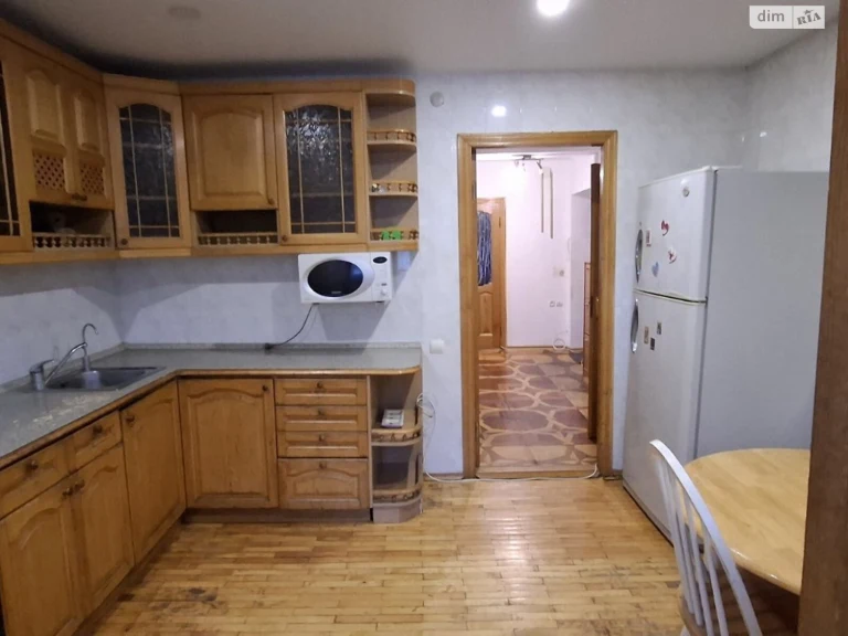 Продається квартира