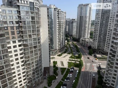 Sale of 3-room apartment 116 sq. m. on Andriy Verkhoglyada St. 15 •