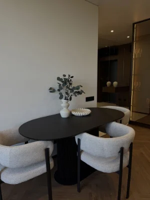 New apartment! 3 separate bedrooms and kitchen living room! Central