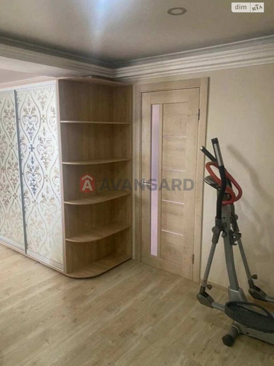 Продаж Квартира Комунарський