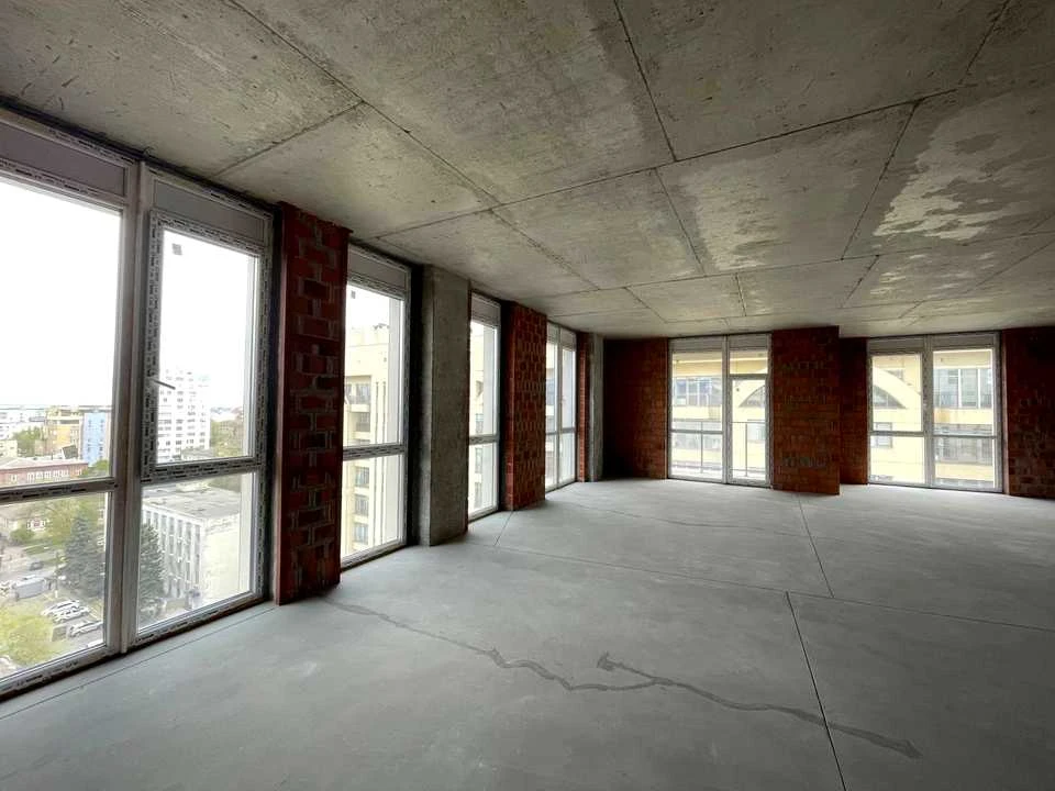 Apartment. Dnipro, Levka Lukyanenka St. (Vasyl Zhukovsky)