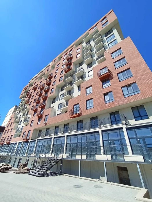 В продажу 2-х к.квартира на Сахарова в новому будинку.