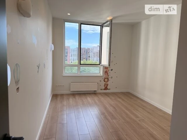 Sale of 3-room apartment 107 sq. m on Salyutna Street 2, building 7 • ID