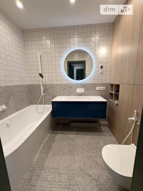 Sale of 3-room apartment 107 sq. m on Salyutna Street 2, building 7 • ID