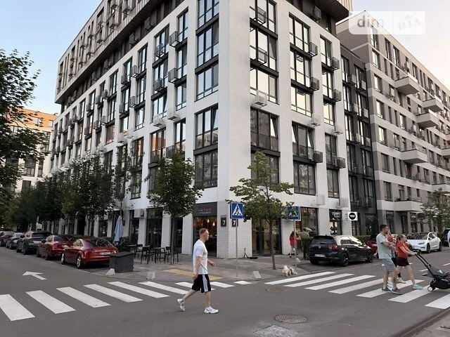 Sale of 3-room apartment 107 sq. m on Salyutna Street 2, building 7 • ID