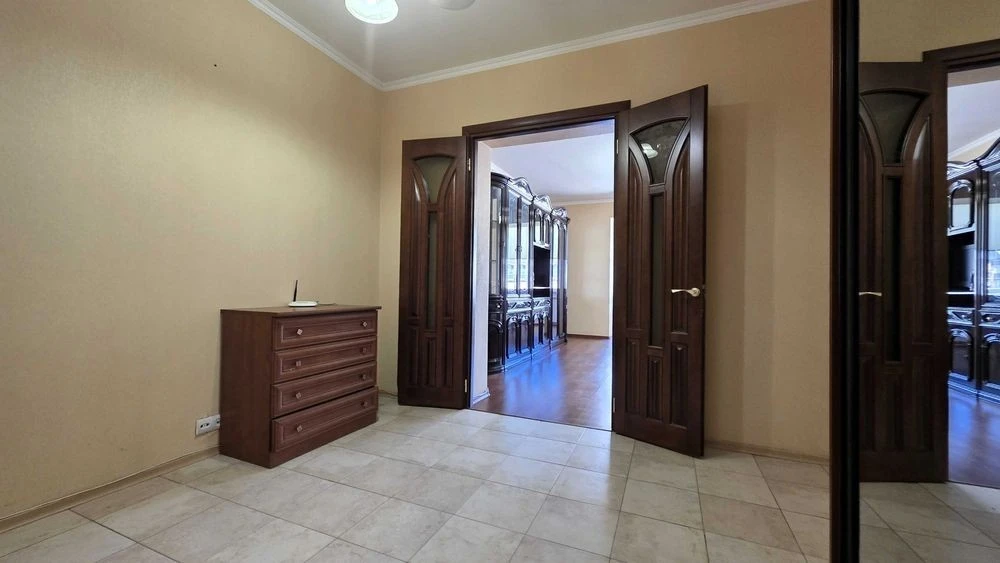 3-room apartment for sale 110 m² | Lesi Ukrainky Boulevard,