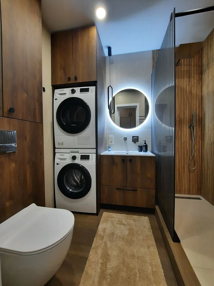 Luxury apartment with expensive renovation! Central Park!