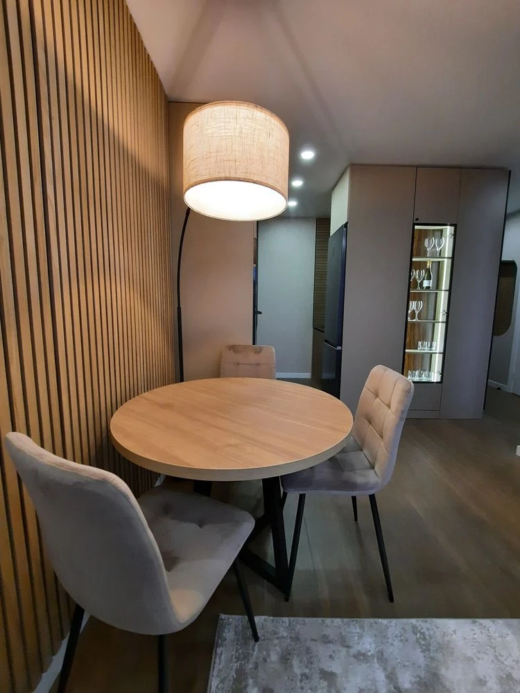 Luxury apartment with expensive renovation! Central Park!