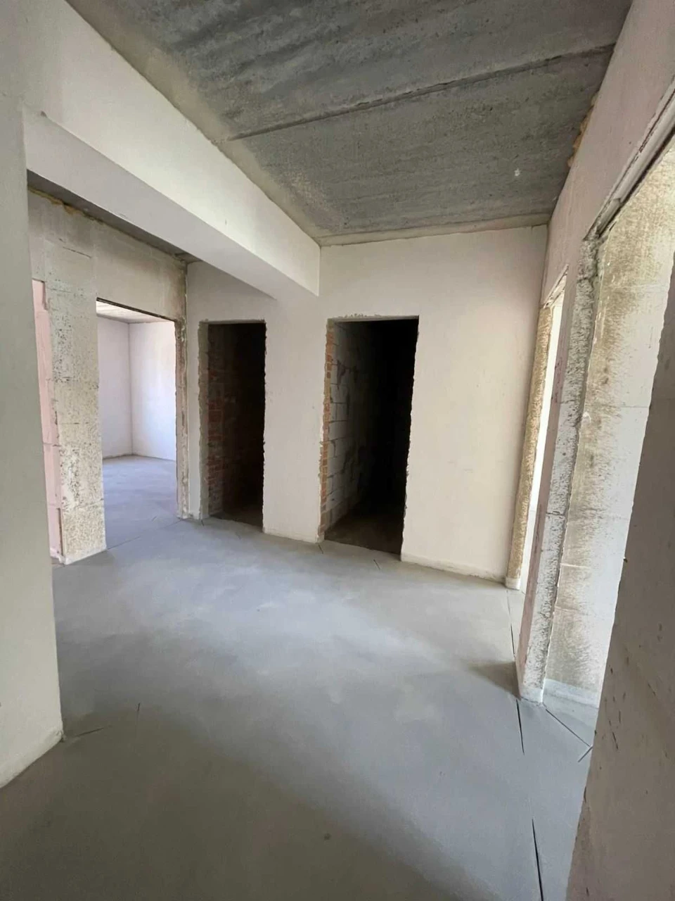 For Sale: 3-bedroom apartment, 85.2 sq.m., in the city of Irpin