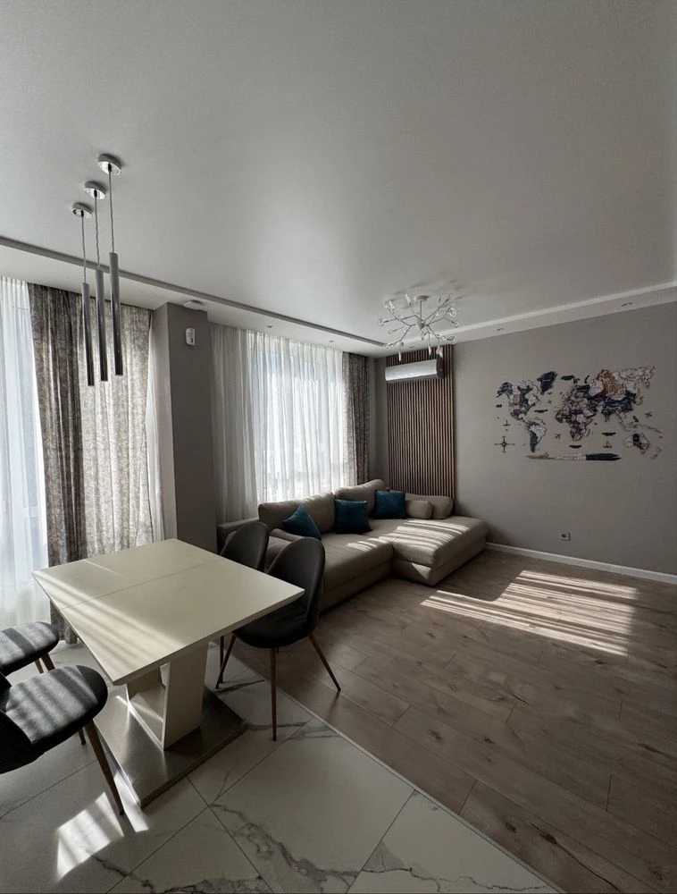 Продается стильная 2-комнатная квартира в Ирпене 75 м²