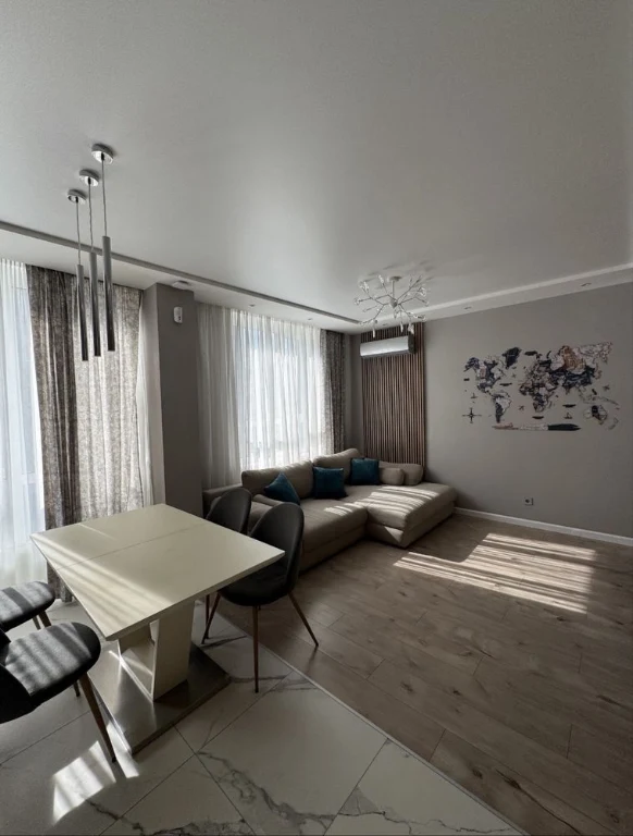 Продается стильная 2-комнатная квартира в Ирпене 75 м²