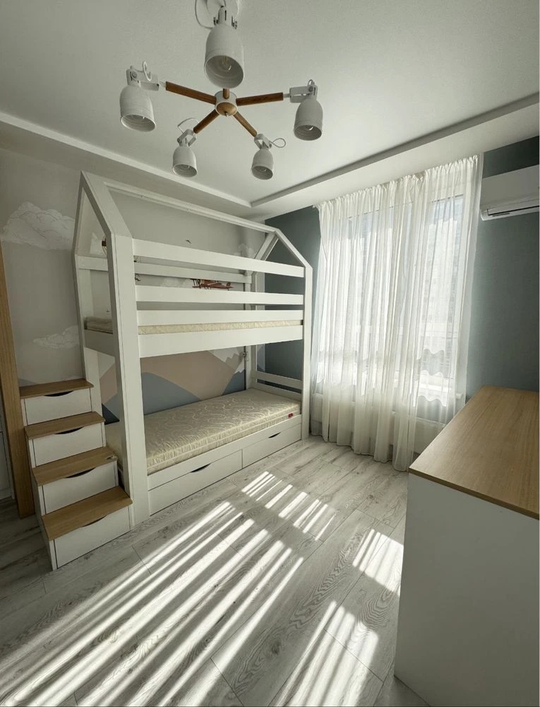 Продается стильная 2-комнатная квартира в Ирпене 75 м²