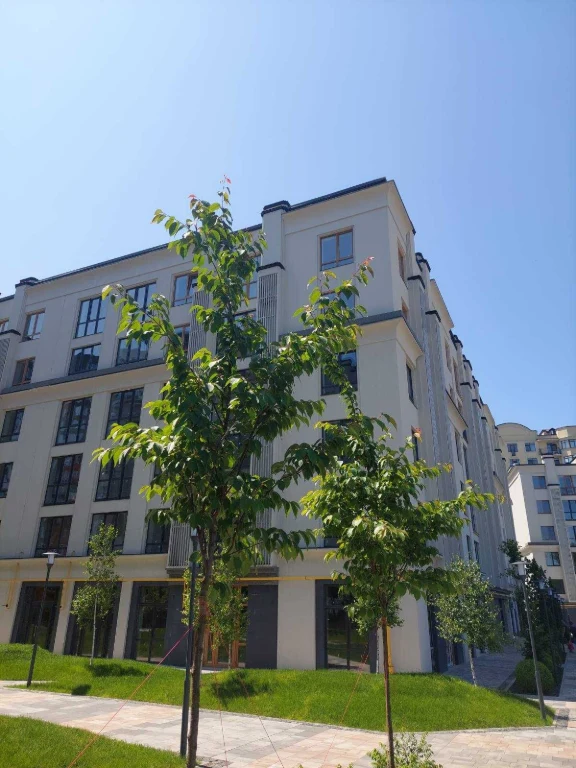 Urgent! Two-bedroom apartment in a prestigious complex