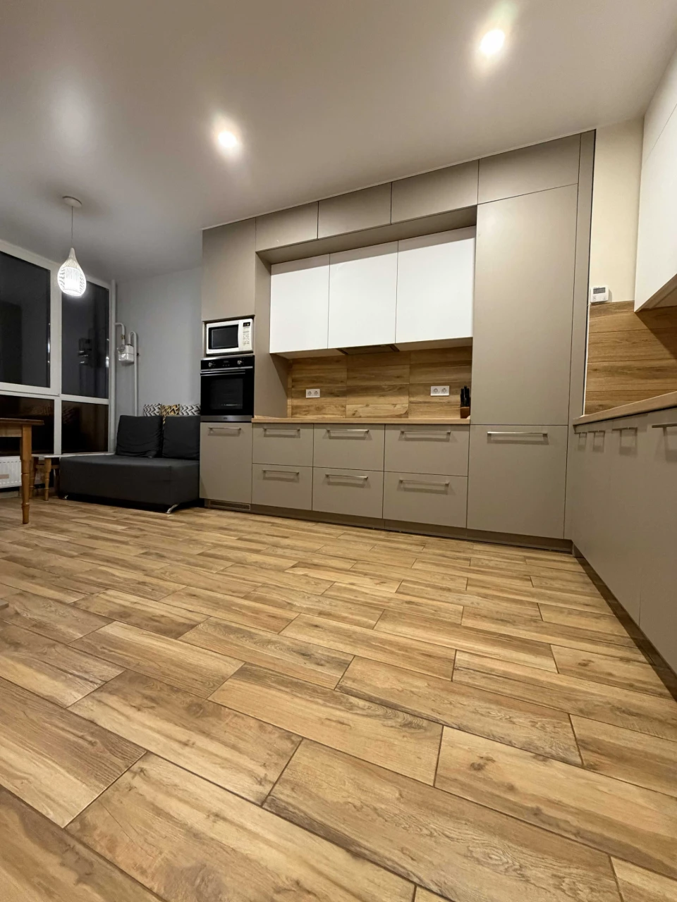Luxury apartment for sale with renovation. Government programs - YES
