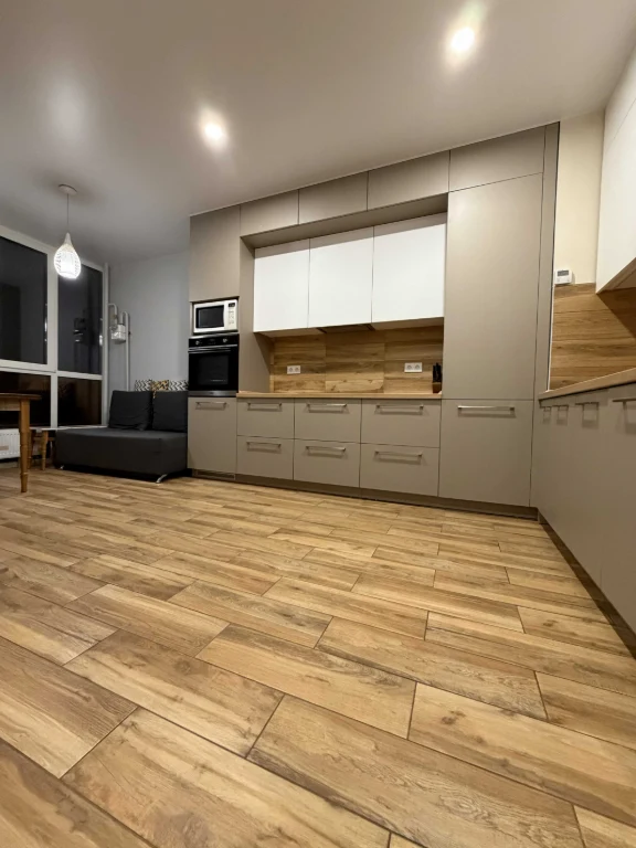 Luxury apartment for sale with renovation. Government programs - YES